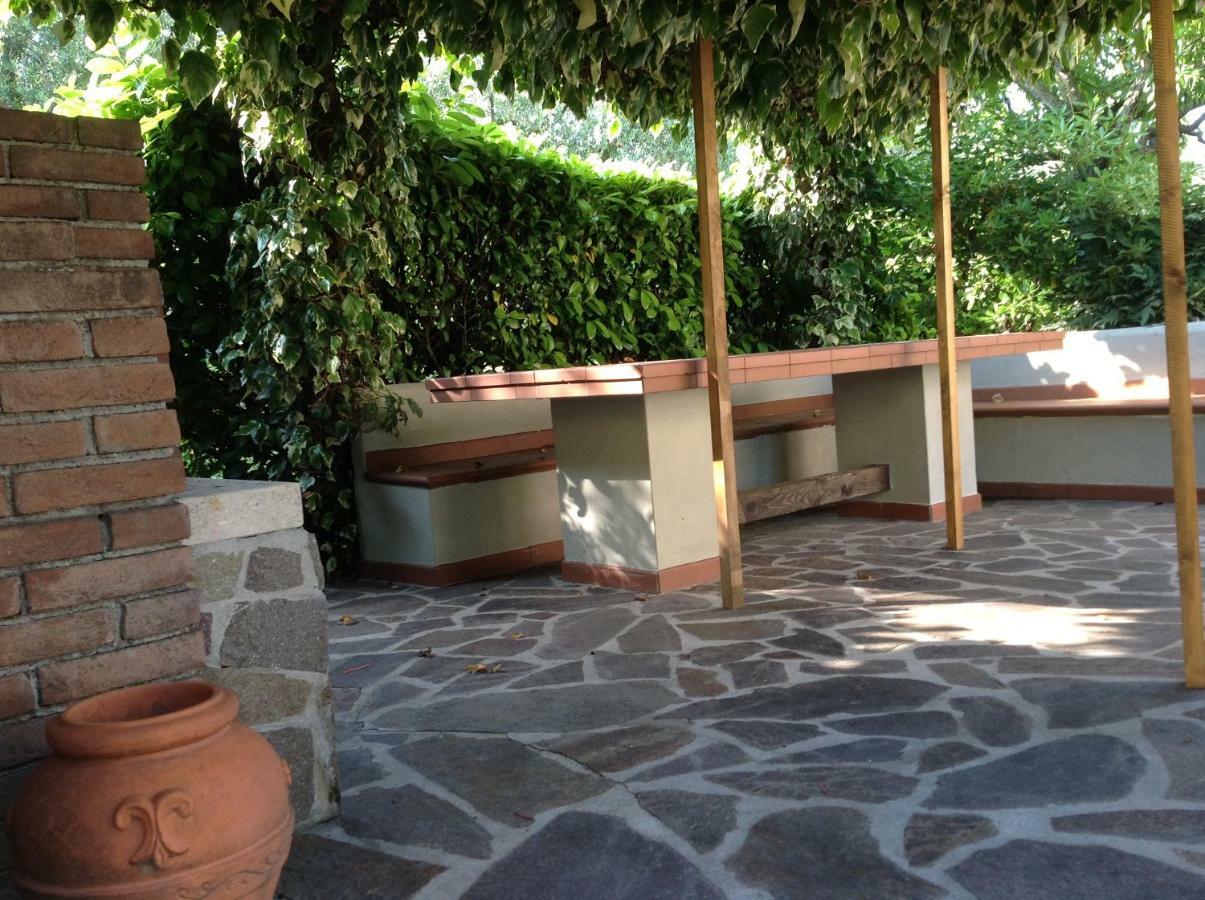 Apartamento Casale el galet Moniga del Garda Exterior foto