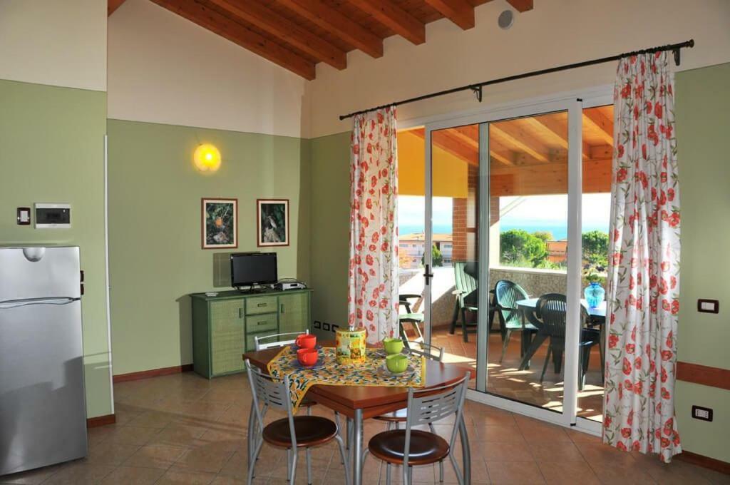 Apartamento Casale el galet Moniga del Garda Exterior foto